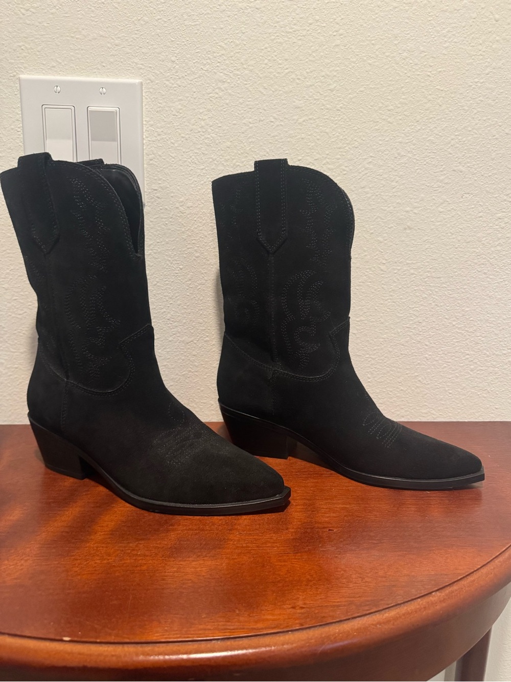 Nine West Yodown Suede boots - Picture 5 of 8